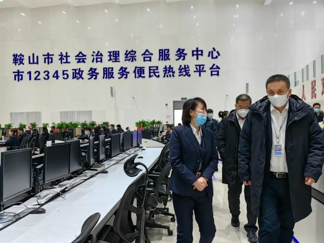 數九冬風冰雪寒，新春慰問關懷暖