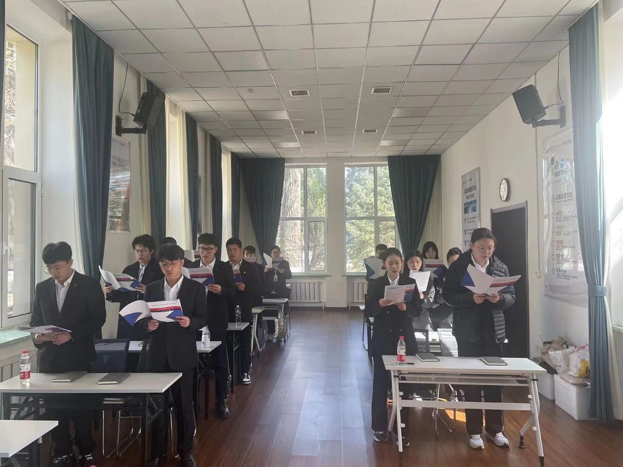 學習新知識，感悟新內涵——鞍勤集團、溫泉集團、公服集團新生培訓迎來階段性成果